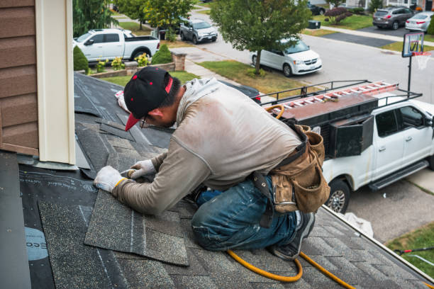 Professional Roofing technician working in South Amherst, OH